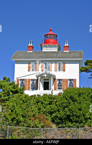 Historischen Yaquina Bay Leuchtturm am Newport Oregon Stockfoto