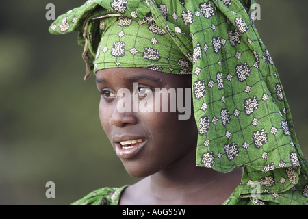 Frau mit Tradiotional Headress, Gambia Stockfoto