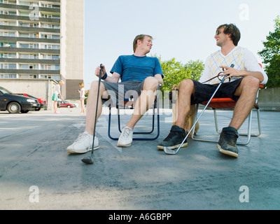 Golfer auf Parkplatz Stockfoto