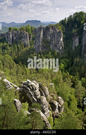 Landschaft-Bastei in Elbe Sandstein, Deutschland, Nationalpark Saechsische Schweiz Stockfoto