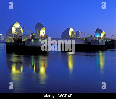 Thames Flood Barrier, Silvertown, London, Großbritannien Stockfoto