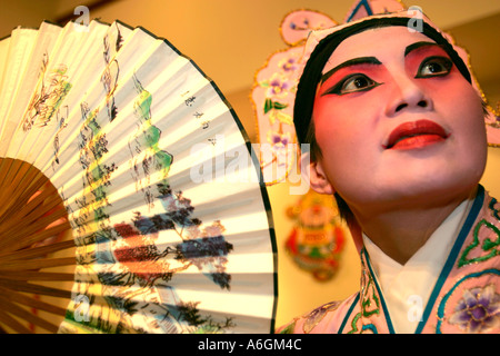 Chinesische Oper-Darsteller Chinese Theater Kreis Singapur Stockfoto