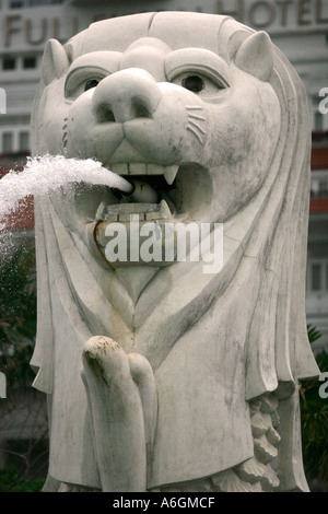 Merlion-Brunnen am Merlion Park und Promenade Singapur Stockfoto