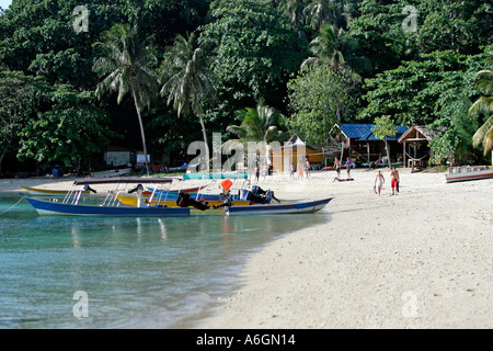 Macht startet gefesselt im Coral Bay Perhentian Kecil Malaysia Stockfoto