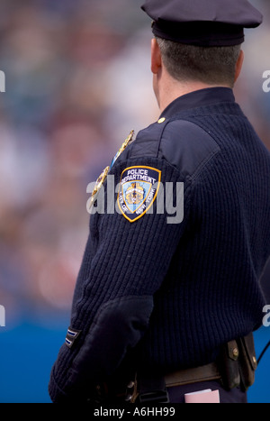 New York City Polizist in uniform Stockfoto