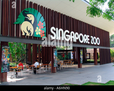 Der Zoo von Singapur Ortseingangsschild und emblem Stockfoto