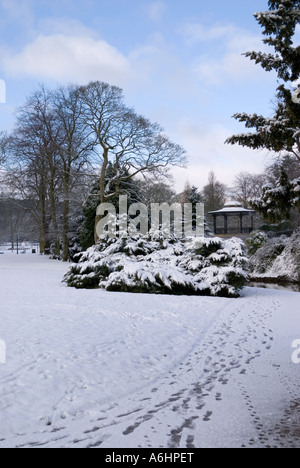 Die Pavillon-Gärten unter Schnee Stockfoto