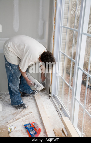 Gastarbeiter Anwendung Trockenbau Joint Verbindung Gebäude 1 Stockfoto