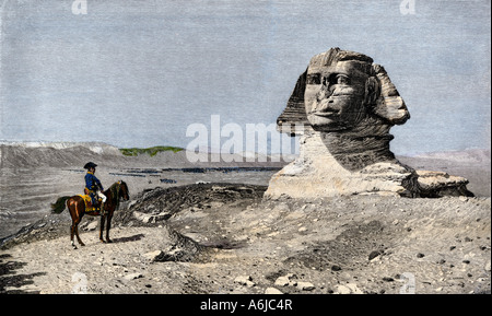 Napoleon und die Sphinx während der französischen Invasion in Ägypten 1798. Hand - farbige Holzschnitt eines Gerome Malerei Stockfoto