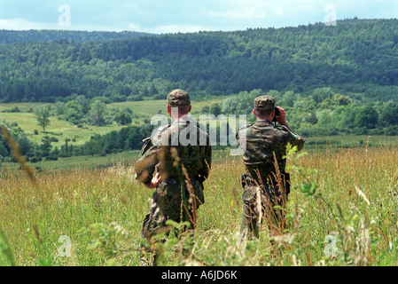 Polnischen Grenze Wache Offiziere an der polnisch-ukrainischen Grenze, Nowe Sady, Polen Stockfoto