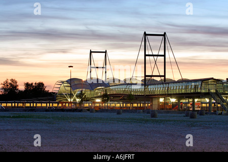 Eine s-Bahnstation in der Allianz Arena in München, Deutschland Stockfoto