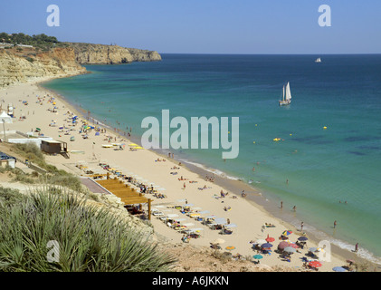 Porto de Mos in der Nähe von Lagos, Strand und Klippen, Portugal-Algarve Stockfoto