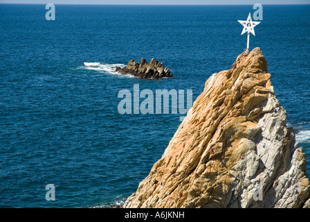 Weihnachten Sterne - Taucher aus Quebrada Klippen - Acapulco Stockfoto