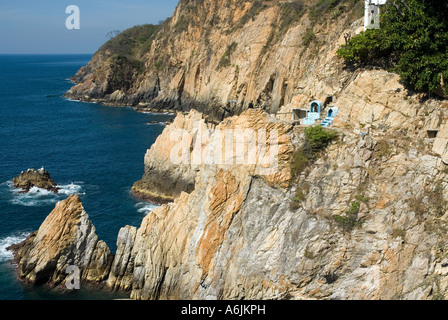 Taucher aus Quebrada Klippen - Acapulco Stockfoto