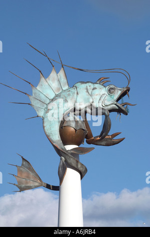 Skulptur von Meer Kreatur berechtigt, den Leviathan im Barbican, Plymouth, Devon, England. Artist ist Brian fiel Stockfoto