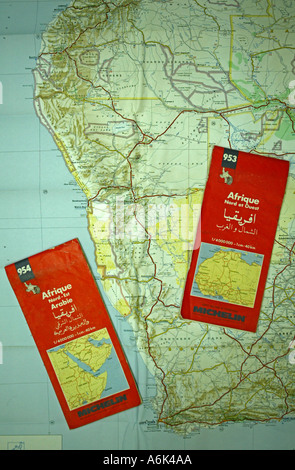 Gedruckte Michelin Karten für Afrika Stockfoto