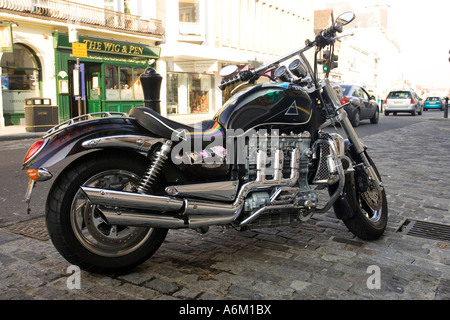 Triumph Rocket III-Motorrad mit 2294cc Motor abgestellt in Colchester, Essex, UK Stockfoto