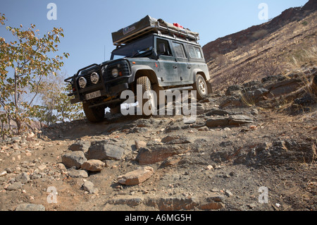 Land Rover 110 auf Van Zyl Pass Stockfoto