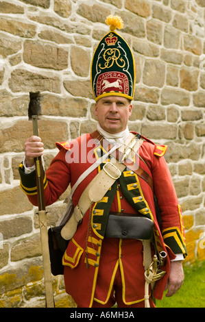 Grenadier-Reenactor Old Fort Johnson Mohawk Valley 250. Geburtstag Franzosen und Indianer Krieg Amsterdam New York Stockfoto