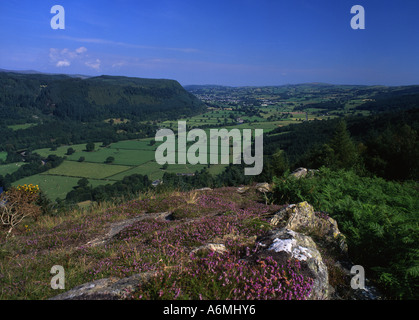 Conwy Senke nahe Betws y Coed Blick vom Mynydd Garthmyn Romanum in Ferne Conwy North Wales UK Stockfoto