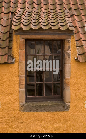 Dachfenster im The Palace im historischen Dorf von Culross, West Fife, Schottland Stockfoto