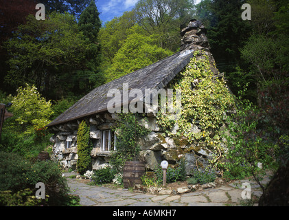 Ty Hyll hässliches Haus in der Nähe von Betws-y-Coed Conwy Snowdonia-Nationalpark Nord-Wales UK Stockfoto