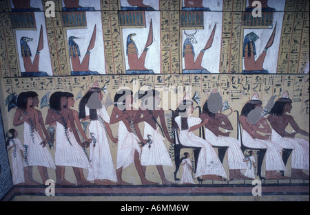 Gemälde im Grab des Sennedjem in der Arbeitnehmer Dorf Deir el Medina Ägypten Afrika 19. Dynastie Herrschaft von Ramses II 1290 1224 BC Stockfoto