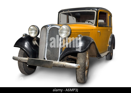 BMW 303 Orange Retro-Auto 1933 isoliert Stockfoto