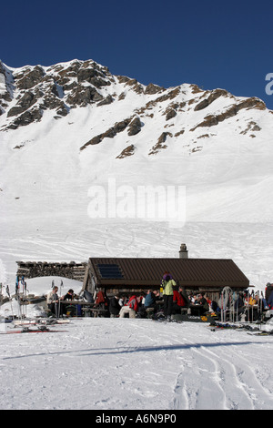 Lapisa Restaurant an der Schweizer-französischen Grenze in der Region Portes Du Soleil, direkt an der Grand Paradis laufen Stockfoto