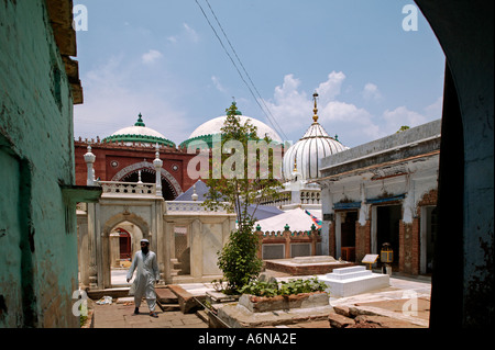 Gesamtansicht Grab von Hajrat Nizamuddin Delhi Indien Stockfoto