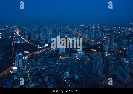 Stadtbild von Bangkok bei Nacht Stockfoto