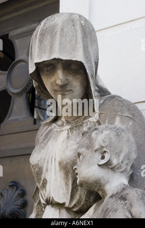 Mutter und Kind (Recoleta) Stockfoto