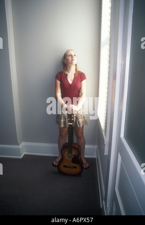 Mädchen mit Gitarre Stockfoto