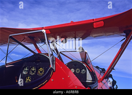 "Boeing PT17 ^ Stearman ^ Doppeldecker, ^ klassischen Kunstflug ^ Stunt Flugzeug, California" Stockfoto