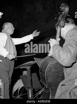 Casals, Pablo, 29.12.1876 - 22.10.1973, spanische Musiker (Violoncello) & Komponist, Probe, Amphitheater, Sorbonne Universität, Pa Stockfoto