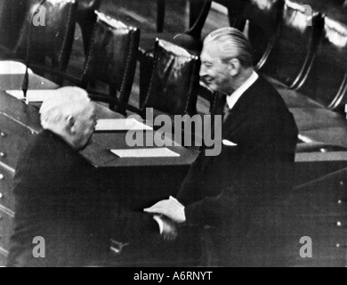 Kiesinger, Kurt Georg, 6.4. 1904 - 9.3.1988, deutscher Politiker (CDU), Bundeskanzlerin 1.12.1966 - 21.10.1969, Einweihung, Gratulati Stockfoto