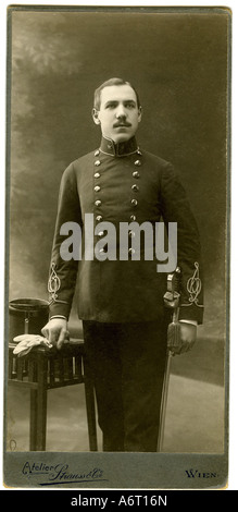 Militär, Österreich-Ungarns, Uniformen, Offiziere, Leutnant, Foto von Studio Strauß & Co., Vieann, 1908, Stockfoto