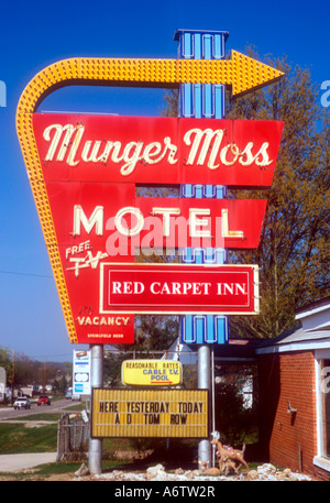 Munger Moss Motel-Schild an der alten Route 66 im Libanon Missouri Stockfoto