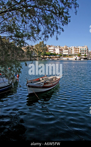 Fischerboot, Schiff, Hafen, Fischen, Meer, Wasser, Agios Nikolaos, Kreta, Griechenland Stockfoto