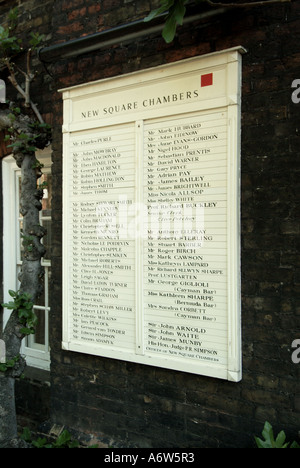 London-Schild am neuen Platz-Kammern, die Auflistung von Namen Stockfoto