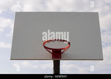 Outdoor-Basketballkorb Stockfoto