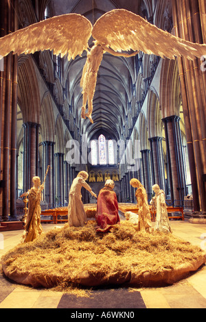 Salisbury Wiltshire England Salisbury Kathedrale Krippe entworfen und hergestellt mit Papier Mache durch lokale Künstler Peter Rush Stockfoto