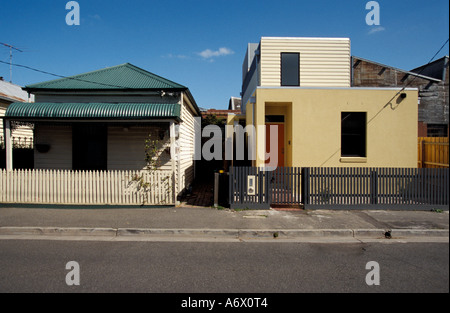 Arbeiter Cottage und zeitgenössische Haus Melbourne Australien Stockfoto