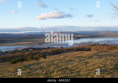 Auf der Suche von Arnside Knott in Richtung Cumbria in Morecambe Bay und Kent-Mündung Stockfoto