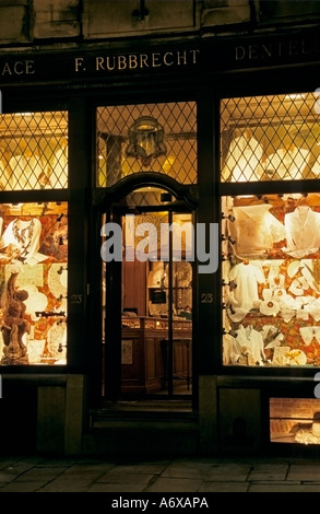 Schaufenster der Spitze Shop Grand Place-Belgien-Brüssel-Europa Stockfoto