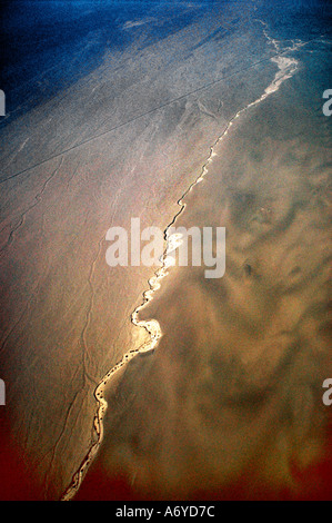 Luftaufnahme der Wüste in der Nähe von Nasca-Peru Stockfoto