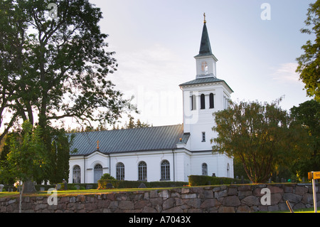 Lonneberga, einem kleinen, ländlichen, schwedischen Dorf berühmt geworden durch Astrid Lindgrens Geschichte von Emil in Lönneberga. Die Kirche. Lonneberg Stockfoto