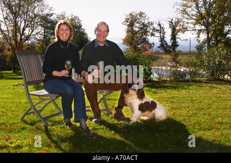 Jan und Caryl Panman Chateau Rives-Lehrschule. Limoux. Languedoc. Besitzer-Winzer. Frankreich. Europa. Stockfoto