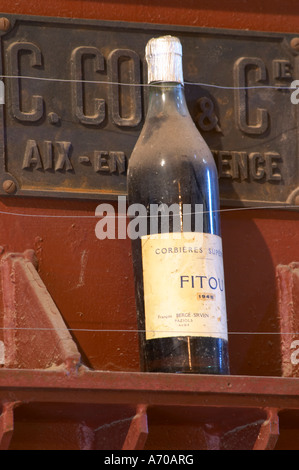 Fitou, Corbieres (!) Superieur 1945 Francois Berge Sirven Paziols. Domaine Bertrand-Berge In Paziols. Fitou. Languedoc. Frankreich. Europa. Flasche. Stockfoto