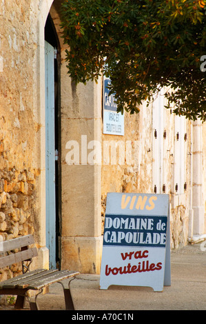 Gruissan-Village. La Clape. Languedoc. Die Vinothek und Verkostungsraum. Frankreich. Europa. Stockfoto